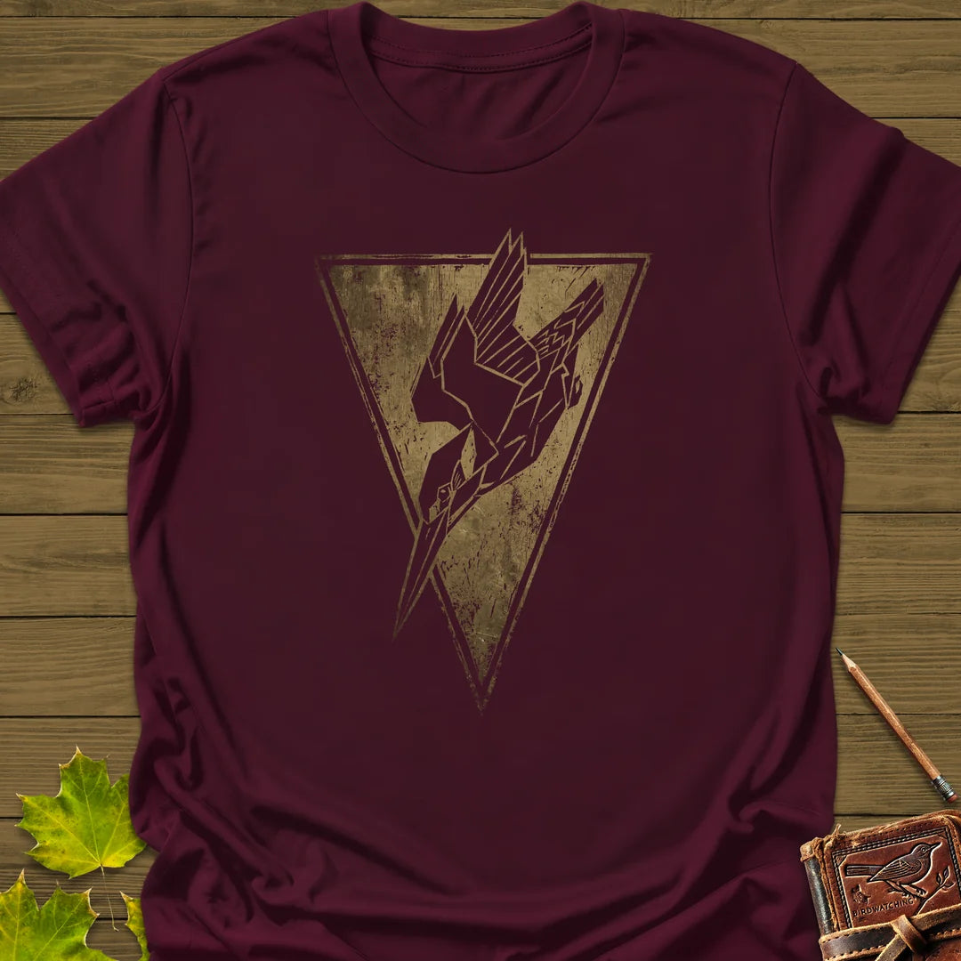 Kingfisher Badge T-Shirt in Maroon