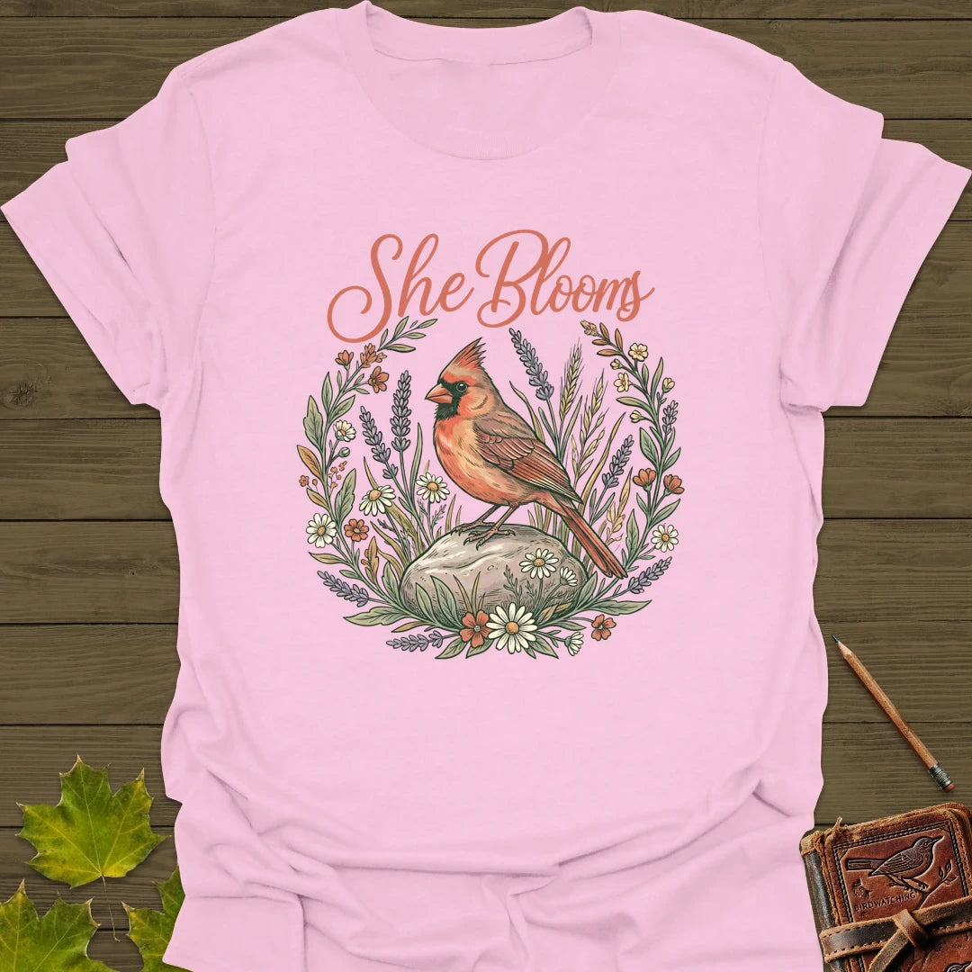 She Blooms T-Shirt Light Pink