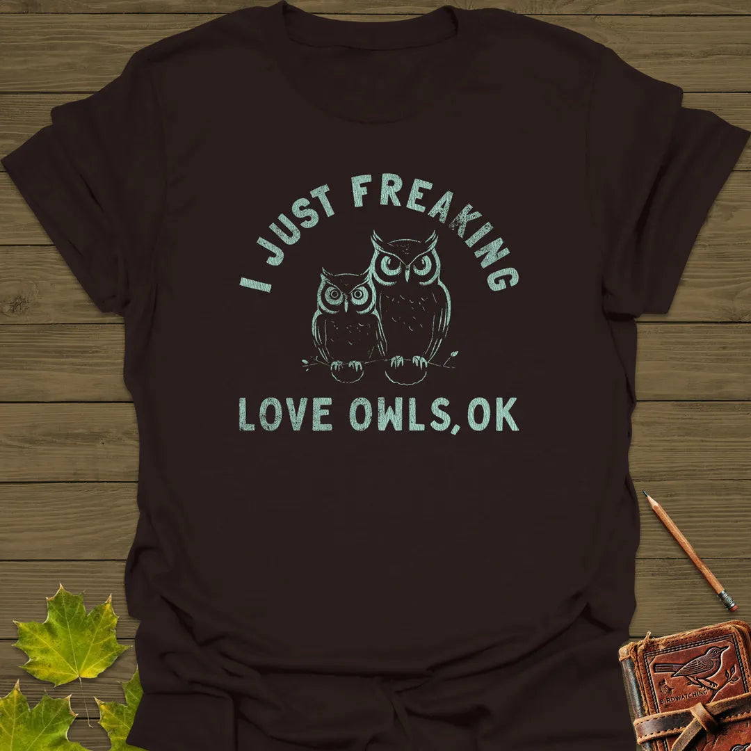 Freaking Love Owls T-Shirt Dark Chocolate
