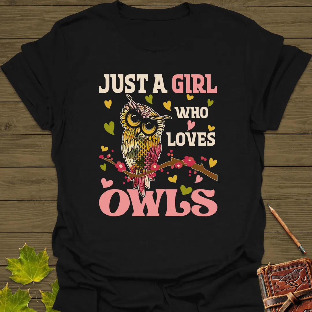 Girl Who Loves Owls T-Shirt Black