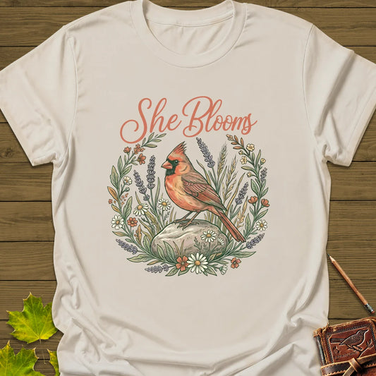 She Blooms T-Shirt in Natural