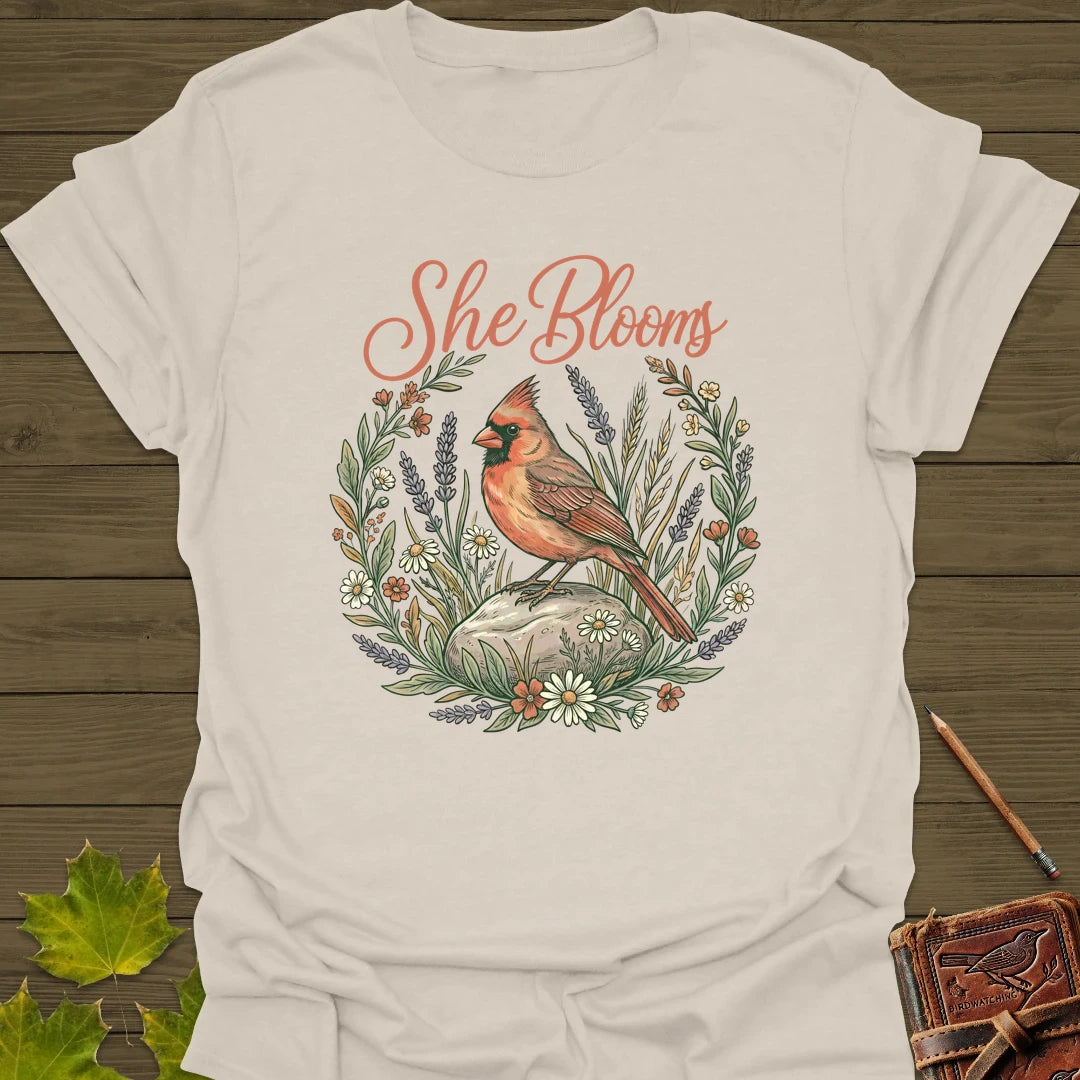 She Blooms T-Shirt Natural