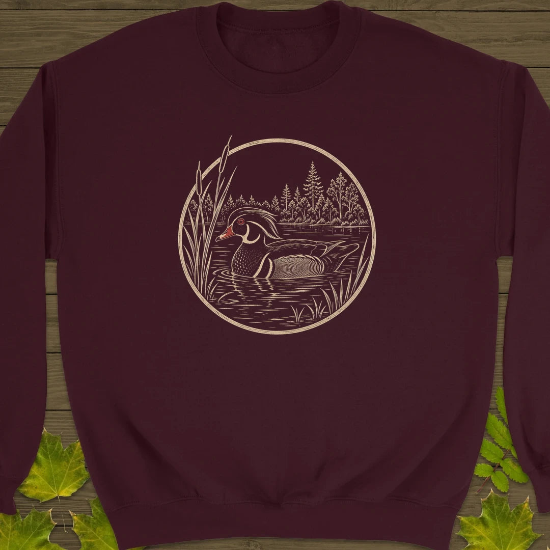 Pond Wanderer Sweatshirt Maroon